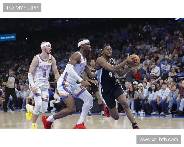 雷霆不敌马刺遭赛季三杀,卫冕冠军暴露短板 雷霆不敌马刺遭赛季三杀,卫冕冠军暴露短板